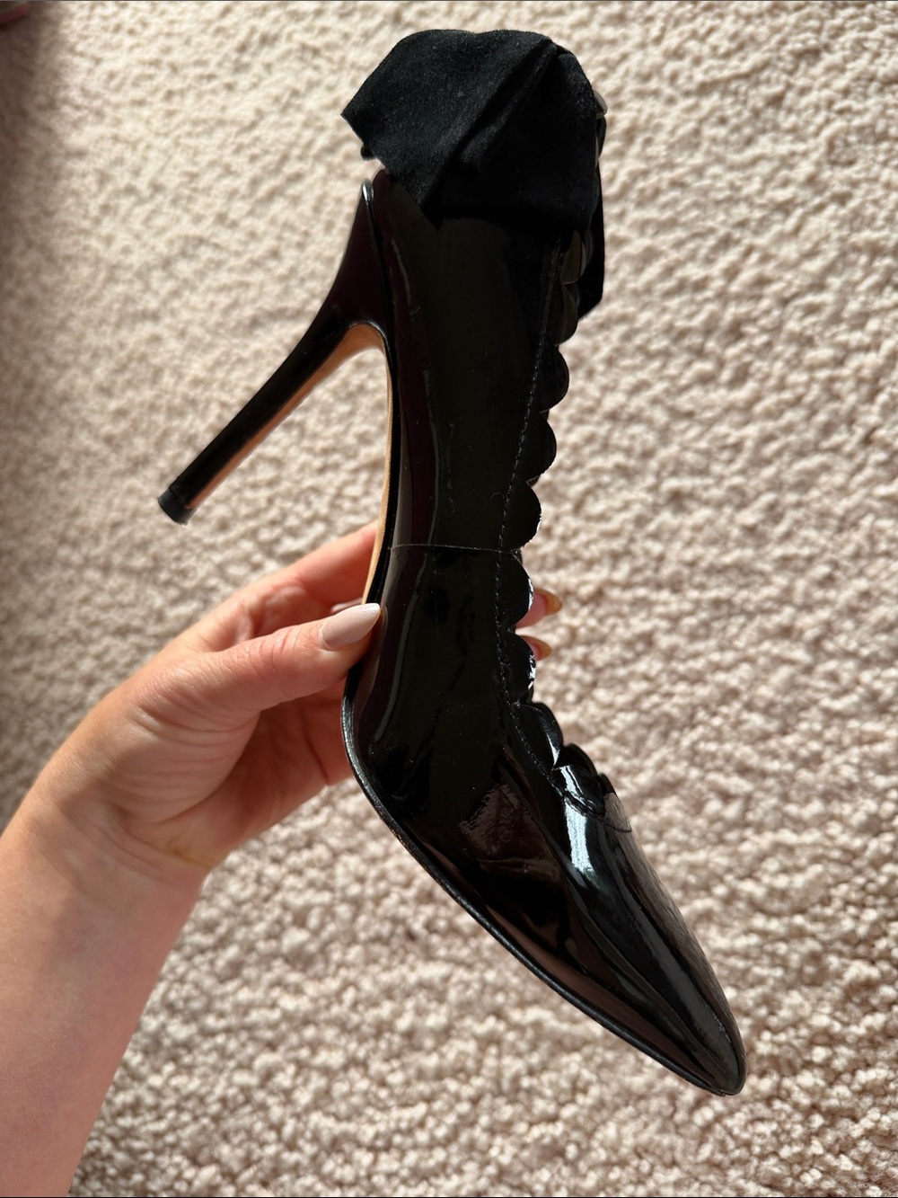 kate spade Black Patent Scallop Pointed-Toe Stiletto Heels with Back Bow - Picture 10 of 14